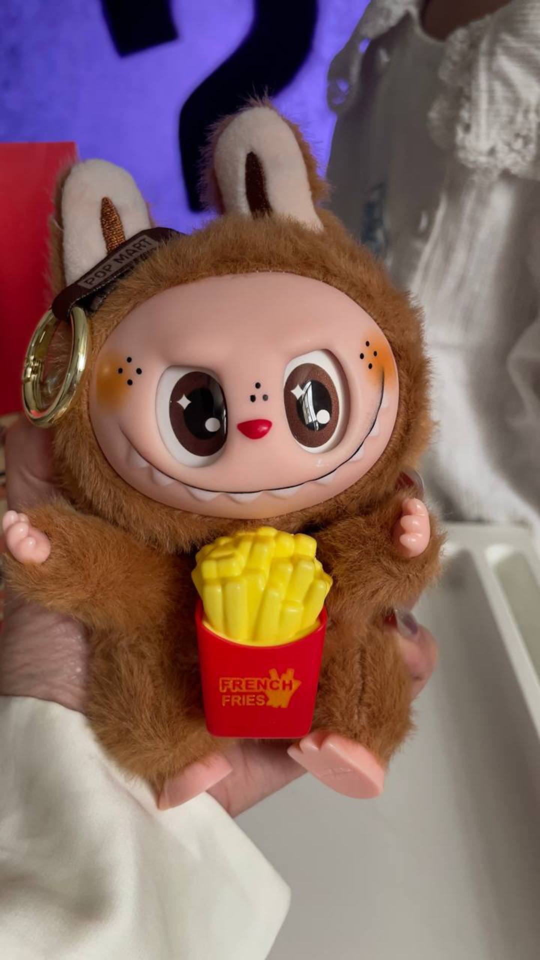 عروسک لبوبو