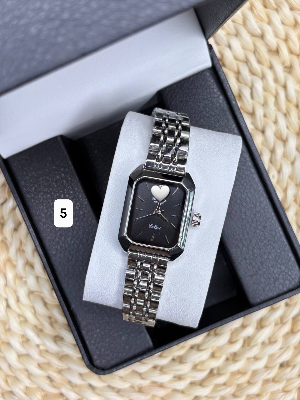 نقره ای صفحه مشکی